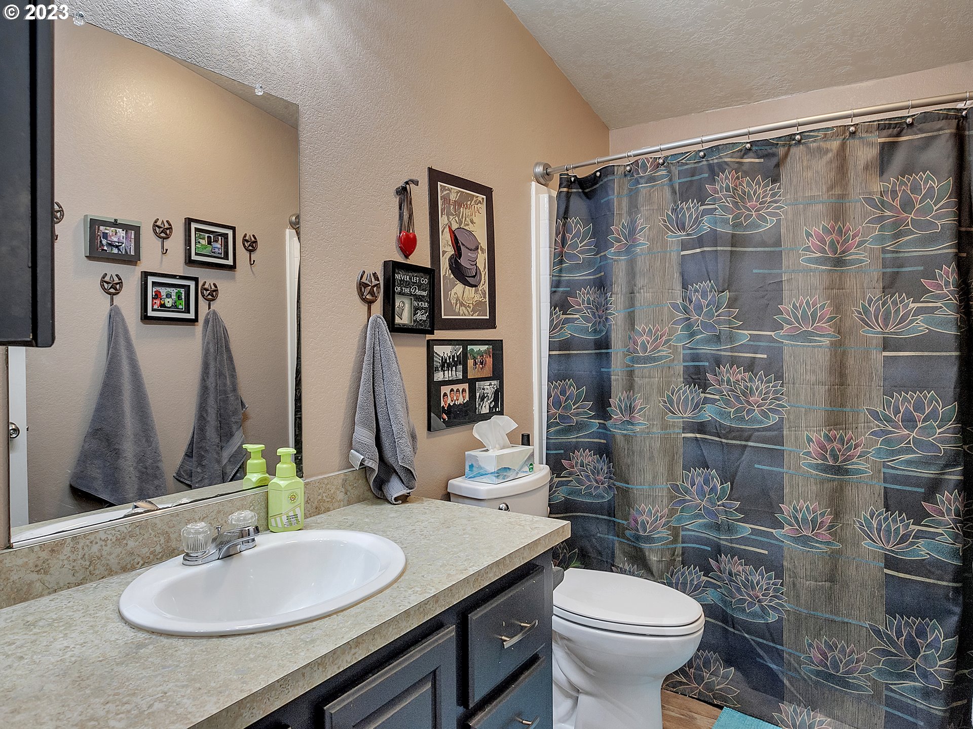 12450 Southwest Fischer Road, Unit 302 Tigard, OR 97224 - Photo 27 of 43 Gallery Image 27