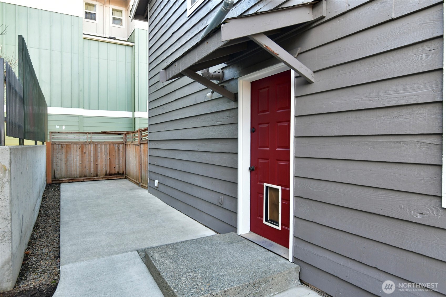 1702 South G Street Tacoma, WA 98405 - Photo 19 of 25 a view of front door