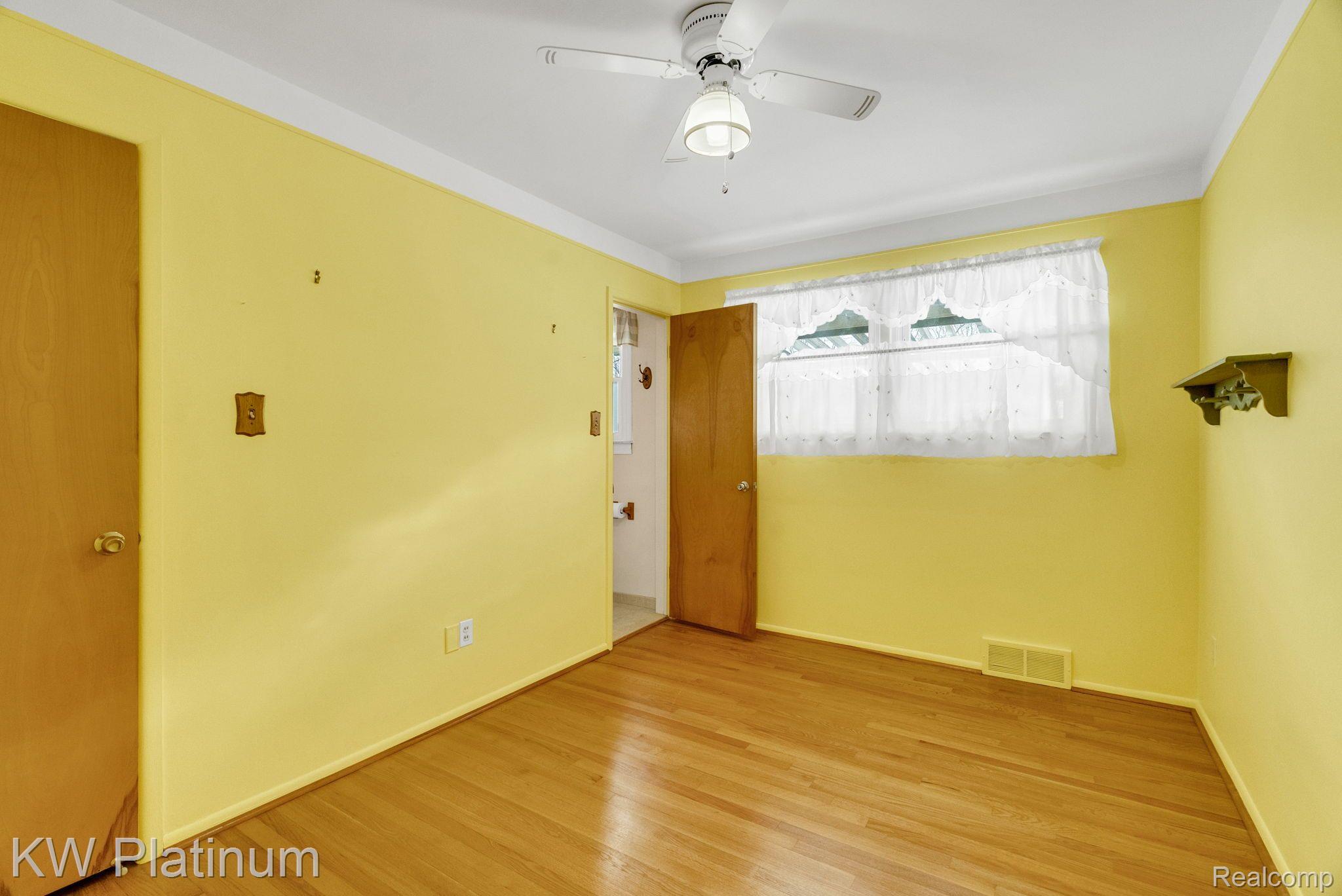 17846 Winsome Road Fraser, MI 48026 - Photo 9 of 28 Gallery Image 9