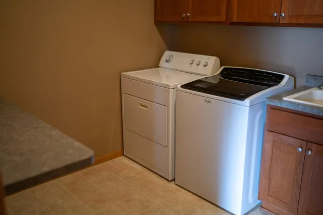 $460,000 | 14578 Hunters Lane, Savage, MN 55378