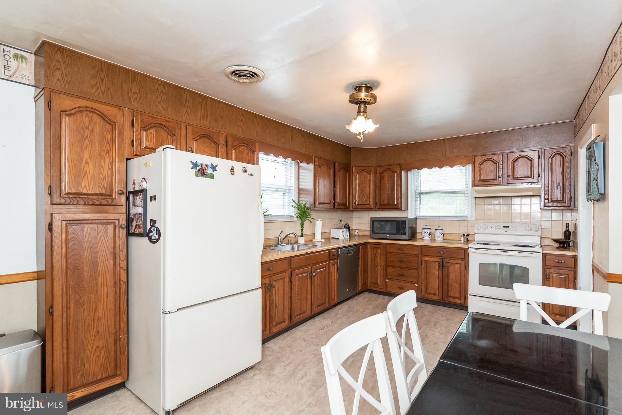 8341 Old Philadelphia Road Rosedale, MD 21237 - Photo 13 of 36 Kitchen