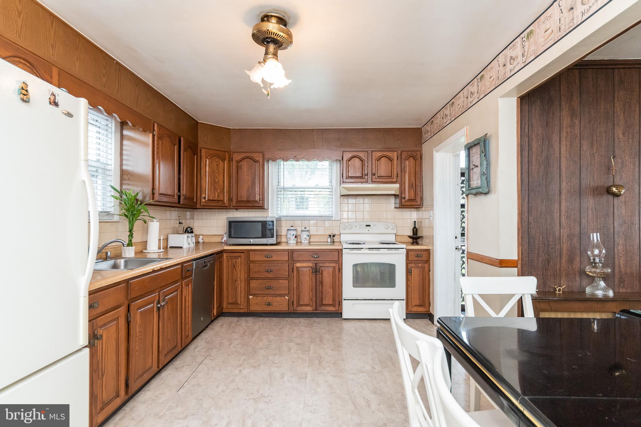 8341 Old Philadelphia Road Rosedale, MD 21237 - Photo 14 of 36 Kitchen