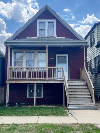 $160,000 | 2913 East 97th Street, Chicago, IL 60617