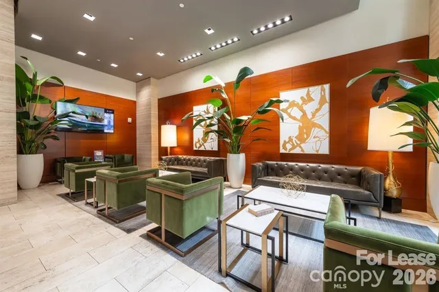 $3,820 | 215 North Pine Street, Unit B11, Charlotte, NC 28202