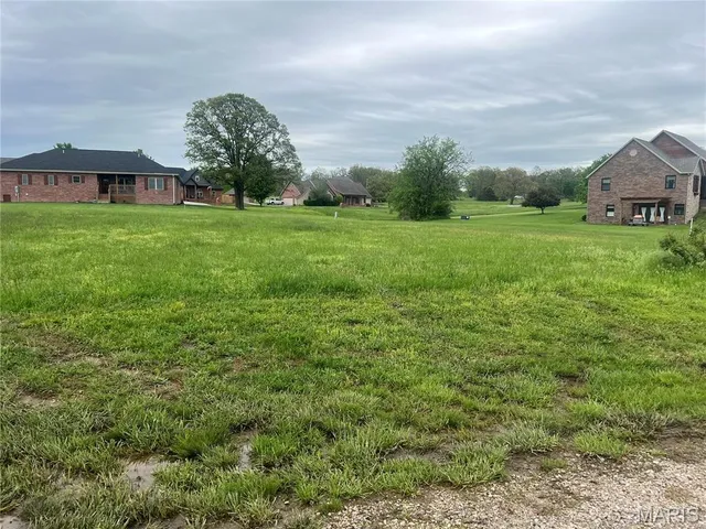 $27,000 | 10 North Grand Lake Circle, Lebanon, MO 65536