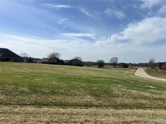 $27,000 | 10 North Grand Lake Circle, Lebanon, MO 65536