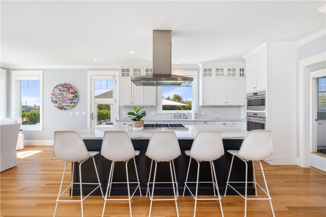 1044 Ocean Road Narragansett, RI 02882 - Photo 11 of 50