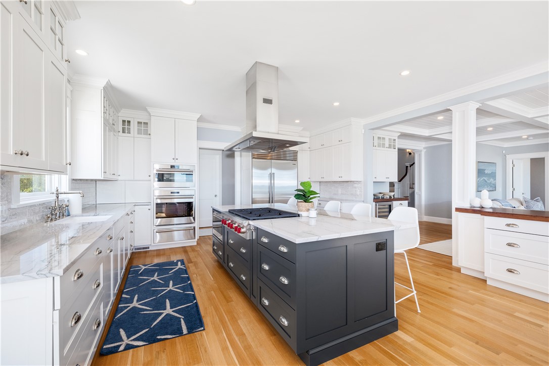 1044 Ocean Road Narragansett, RI 02882 - Photo 12 of 50