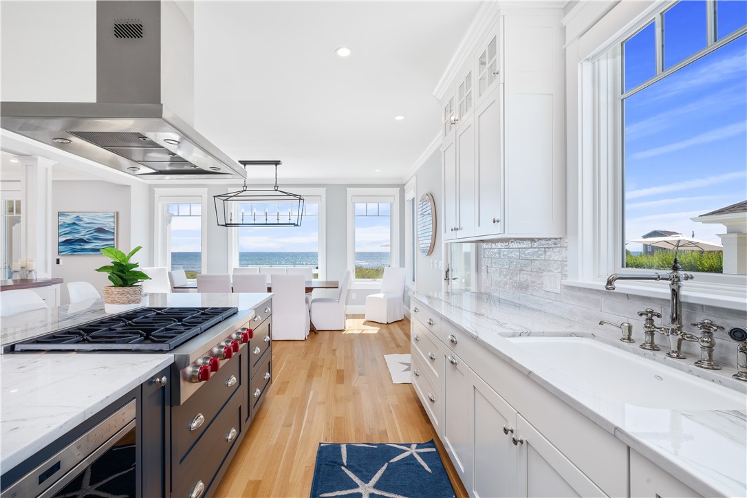 1044 Ocean Road Narragansett, RI 02882 - Photo 13 of 50