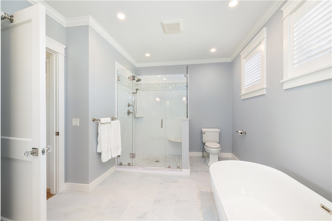 1044 Ocean Road Narragansett, RI 02882 - Photo 20 of 50