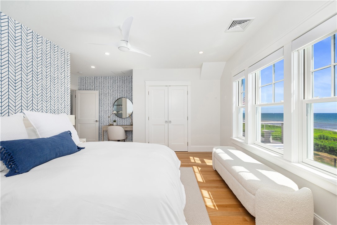 1044 Ocean Road Narragansett, RI 02882 - Photo 27 of 50