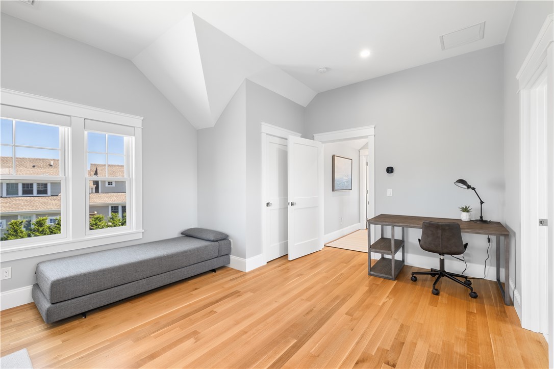 1044 Ocean Road Narragansett, RI 02882 - Photo 35 of 50