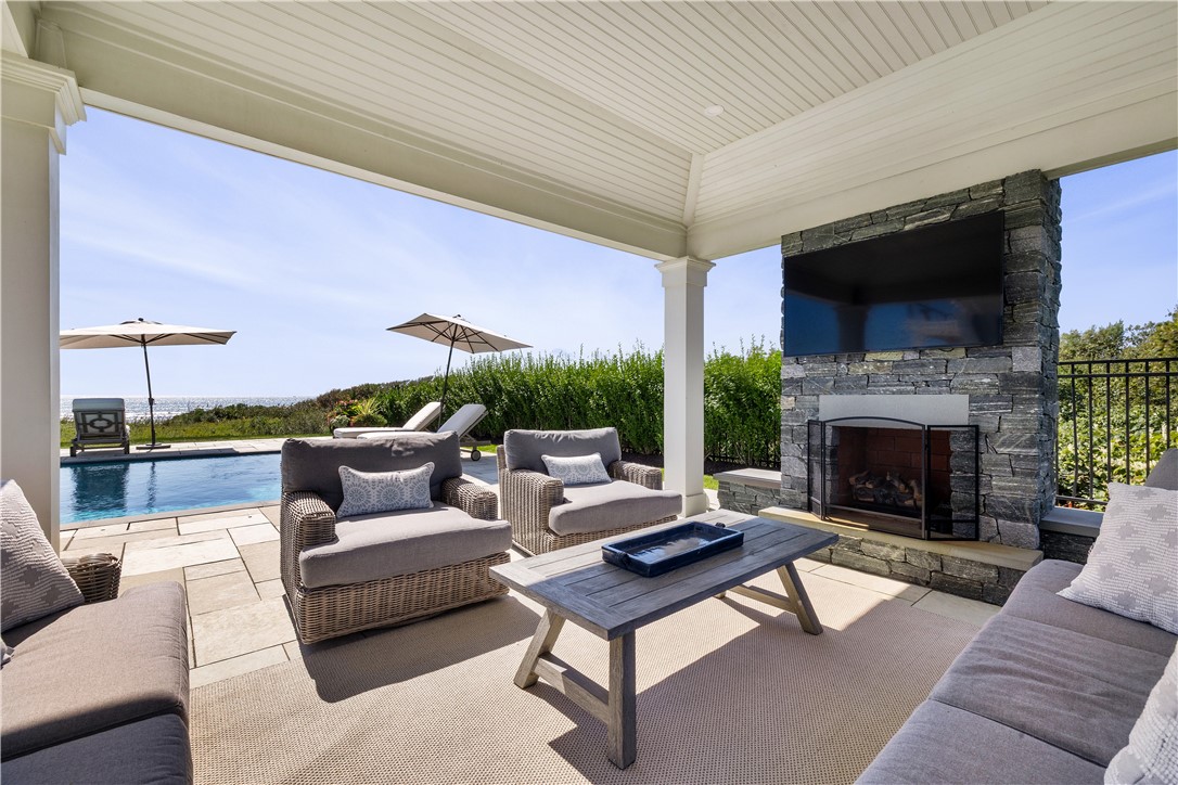 1044 Ocean Road Narragansett, RI 02882 - Photo 43 of 50