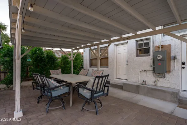 $488,000 | 1637 East Earll Drive, Phoenix, AZ 85016