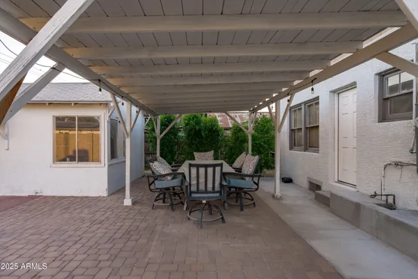 $488,000 | 1637 East Earll Drive, Phoenix, AZ 85016