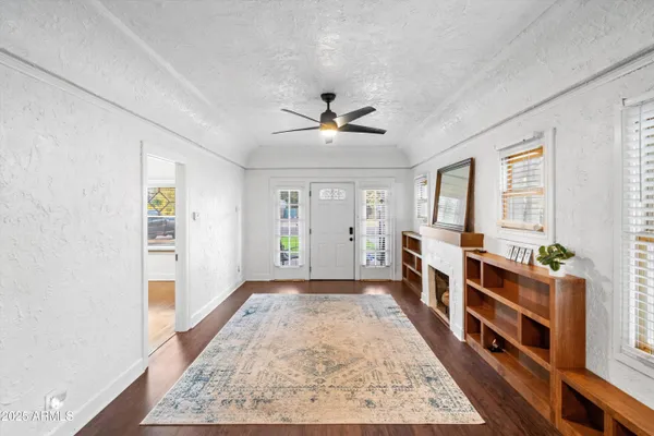 $488,000 | 1637 East Earll Drive, Phoenix, AZ 85016