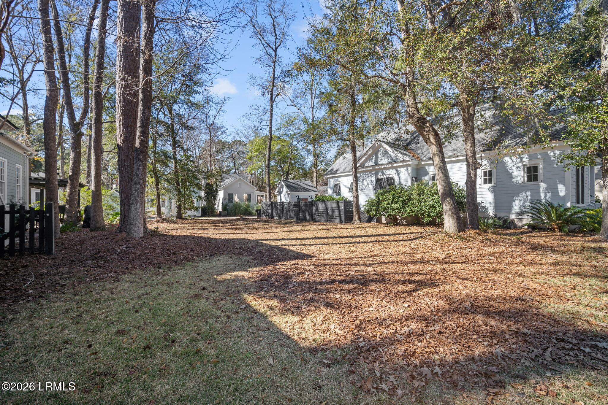 18 Mum Grace Beaufort, SC 29906 - Photo 3 of 37 24-web-or-mls-DSC05194