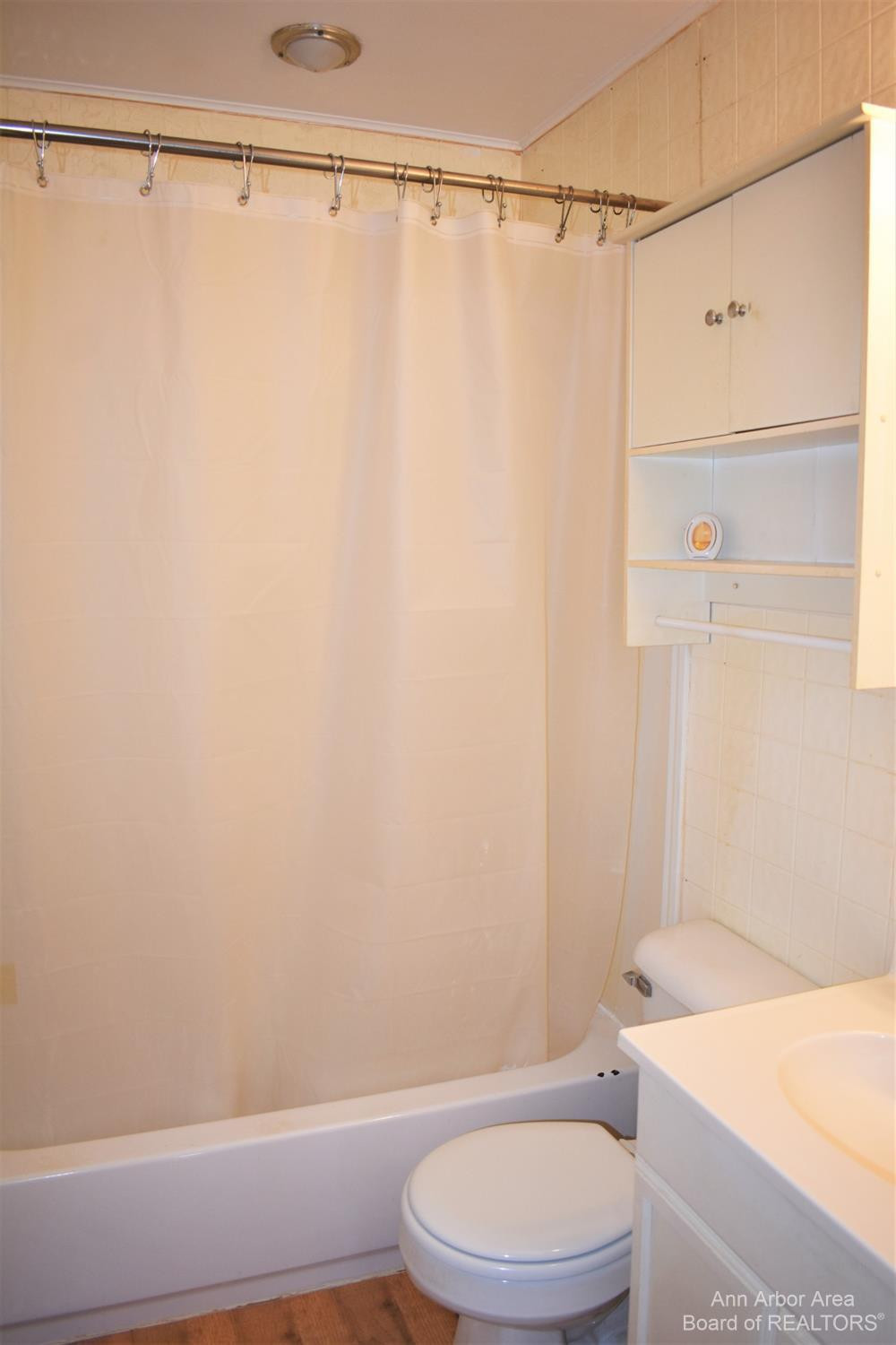 596 Allen Road Milan, MI 48160 - Photo 13 of 22 Photo 13