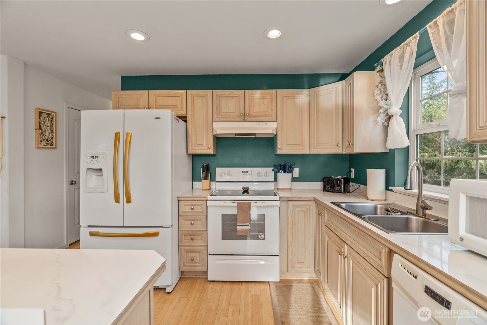 11 Condra Road Copalis Beach, WA 98535 - Photo 9 of 40