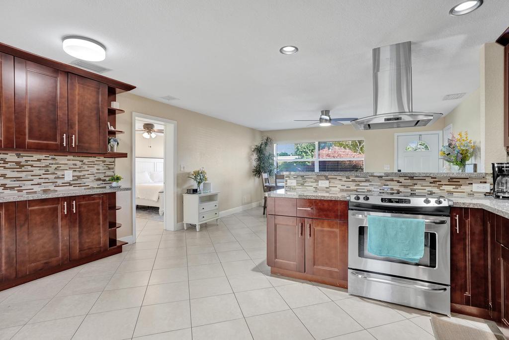 740 Buttonwood Road North Palm Beach, FL 33408 - Photo 12 of 44 DSC08003