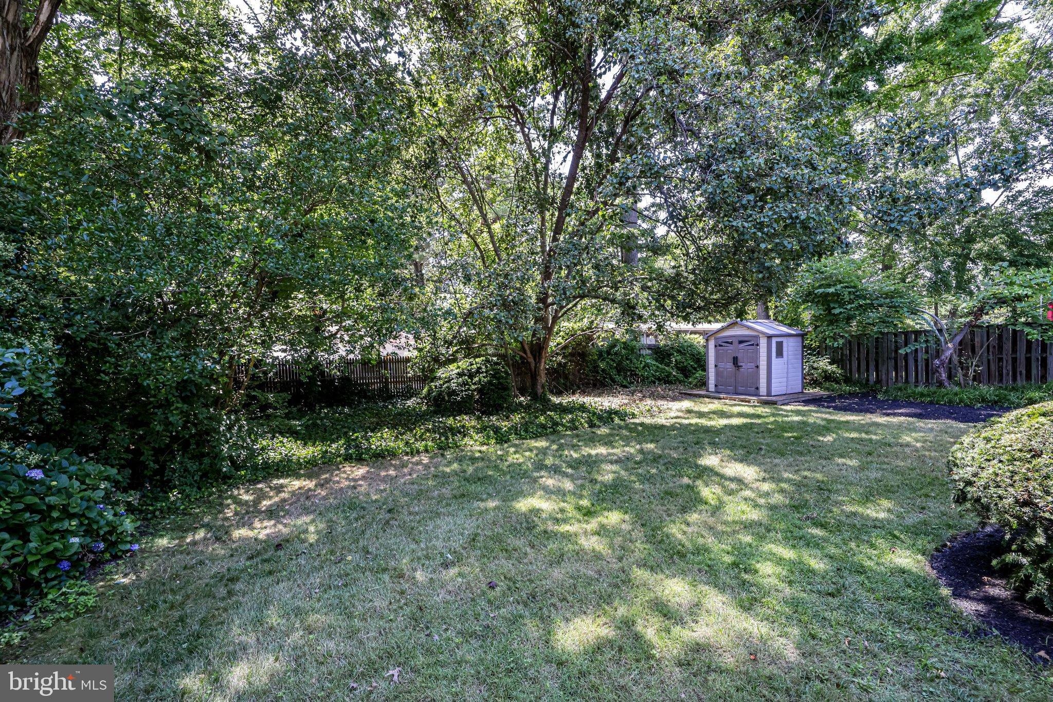 8102 Bainbridge Road Alexandria, VA 22308 - Photo 54 of 85 Gallery Image 54