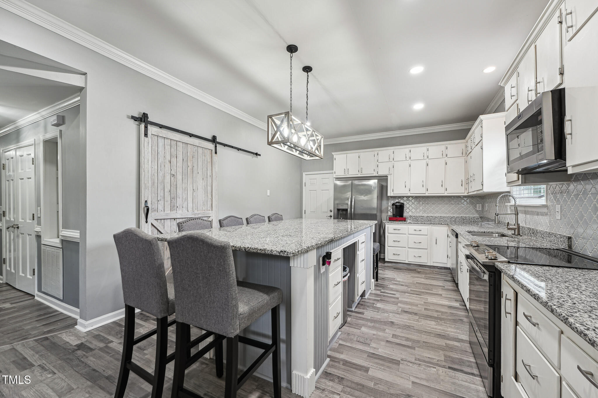 327 F Bobbitt Road Clayton, NC 27520 - Photo 9 of 29 DSC09532