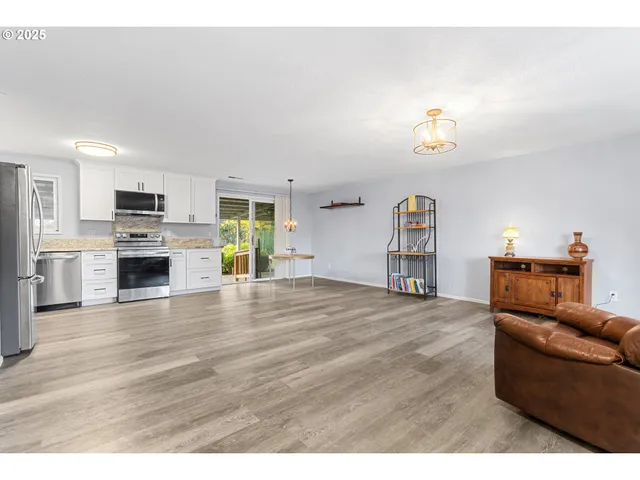 $439,900 | 301 South Everest Road, Newberg, OR 97132