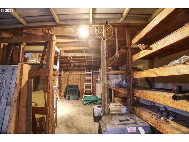 $439,900 | 301 South Everest Road, Newberg, OR 97132