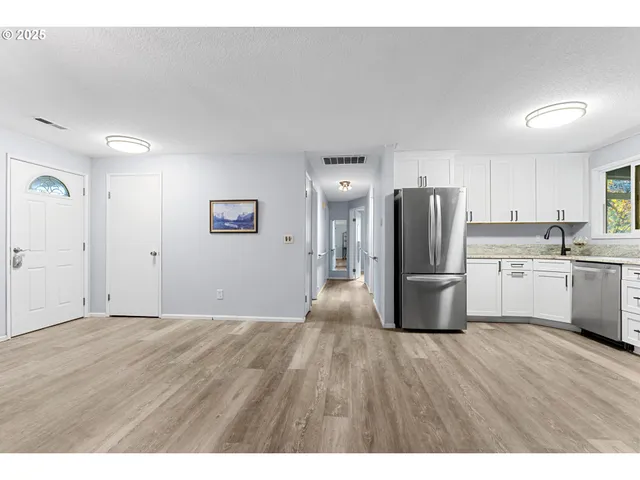 $439,900 | 301 South Everest Road, Newberg, OR 97132