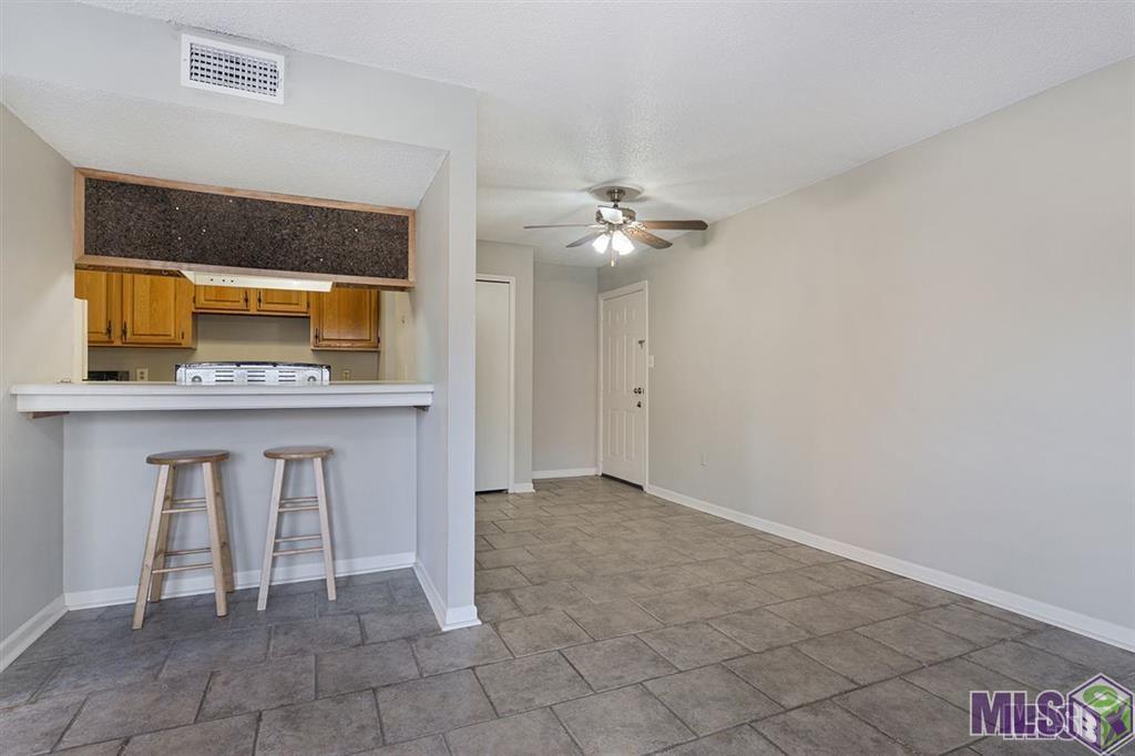 1933 South Brightside View Drive, Unit 117D Baton Rouge, LA 70820 - Photo 4 of 10