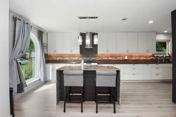 $399,900 | 15807 Brookvilla Drive, Houston, TX 77059