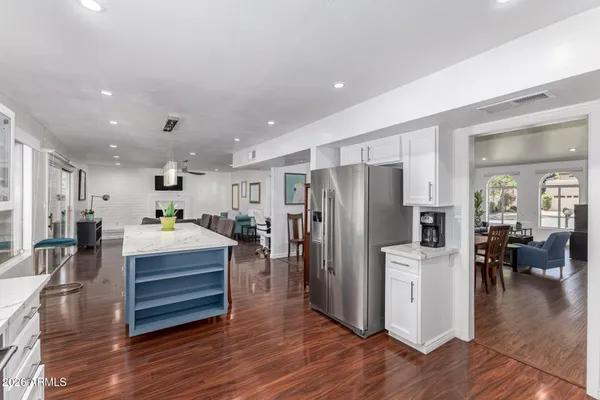 $4,950 | 11401 North 45th Place, Phoenix, AZ 85028