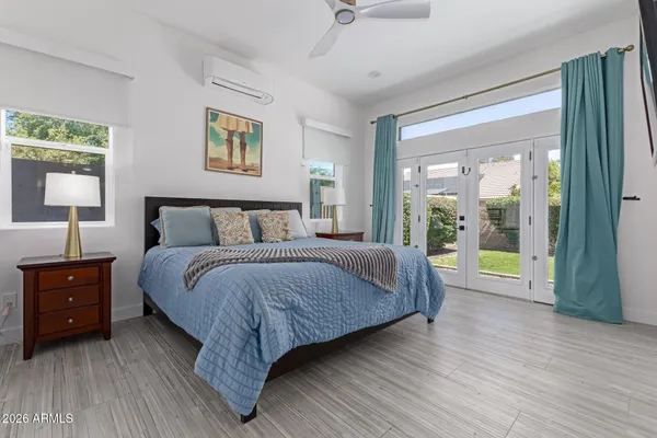 $4,950 | 11401 North 45th Place, Phoenix, AZ 85028