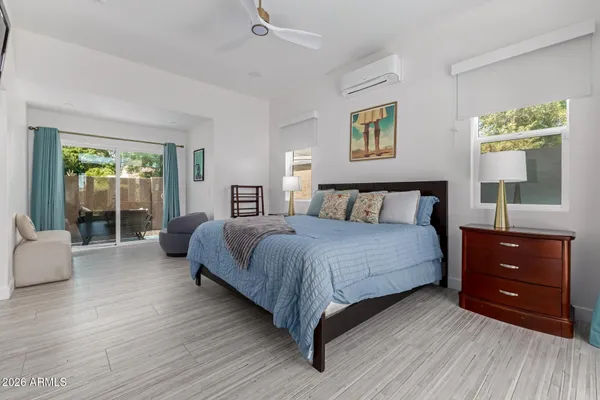 $4,950 | 11401 North 45th Place, Phoenix, AZ 85028