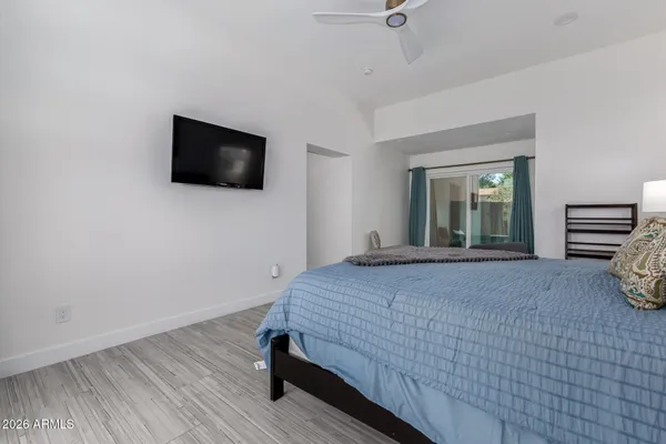 $4,950 | 11401 North 45th Place, Phoenix, AZ 85028