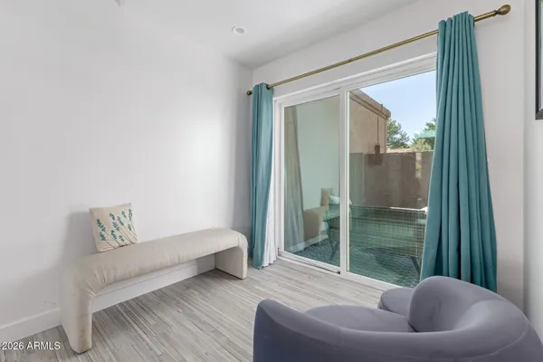 $4,950 | 11401 North 45th Place, Phoenix, AZ 85028