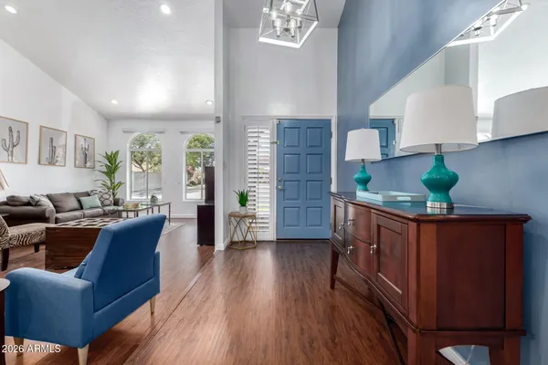 $4,950 | 11401 North 45th Place, Phoenix, AZ 85028