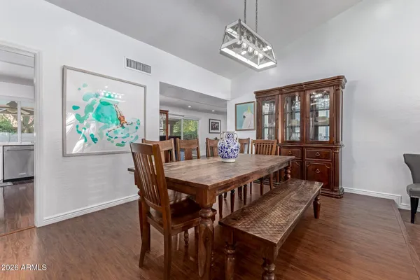 $4,950 | 11401 North 45th Place, Phoenix, AZ 85028