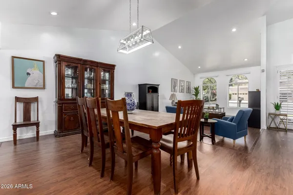 $4,950 | 11401 North 45th Place, Phoenix, AZ 85028