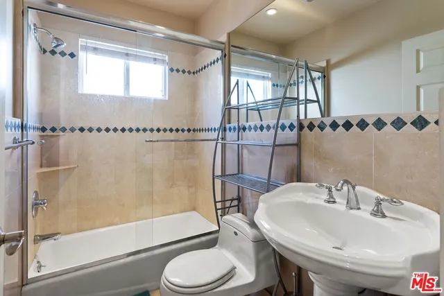 $2,280,000 | 107 South Gardner Street, Los Angeles, CA 90036