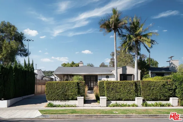 $2,280,000 | 107 South Gardner Street, Los Angeles, CA 90036