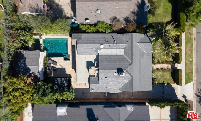 $2,280,000 | 107 South Gardner Street, Los Angeles, CA 90036