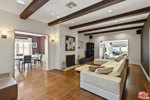 $2,280,000 | 107 South Gardner Street, Los Angeles, CA 90036