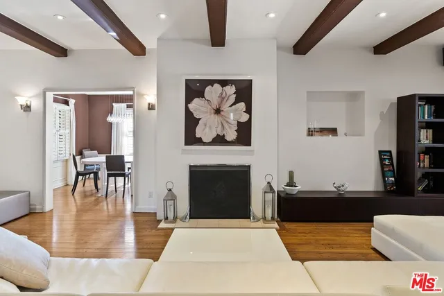 $2,280,000 | 107 South Gardner Street, Los Angeles, CA 90036