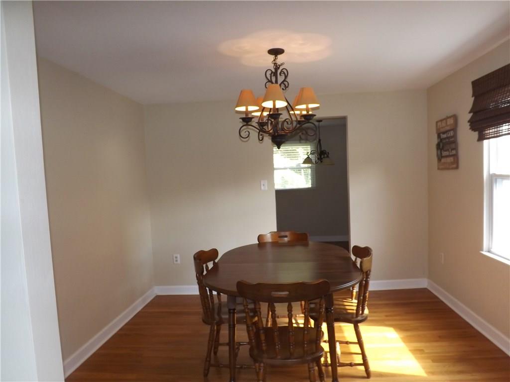 246 Shafer Road Coraopolis, PA 15108 - Photo 5 of 24 Gallery Image 5