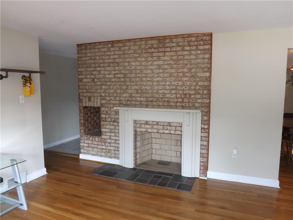 246 Shafer Road Coraopolis, PA 15108 - Photo 8 of 24 Gallery Image 8