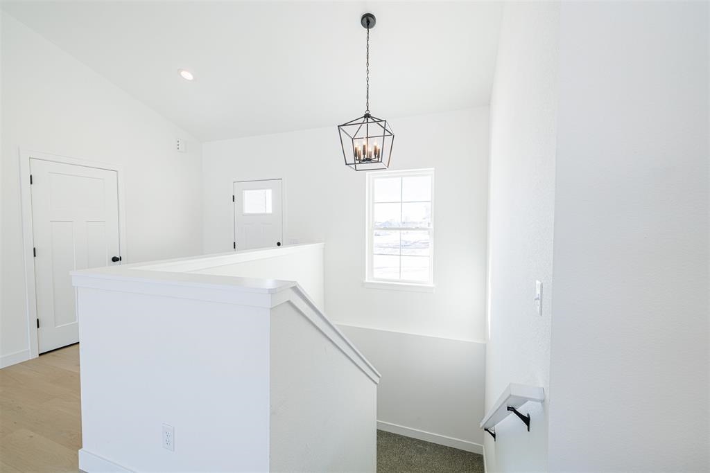 503 Ridge Orfordville, WI 53576 - Photo 4 of 7