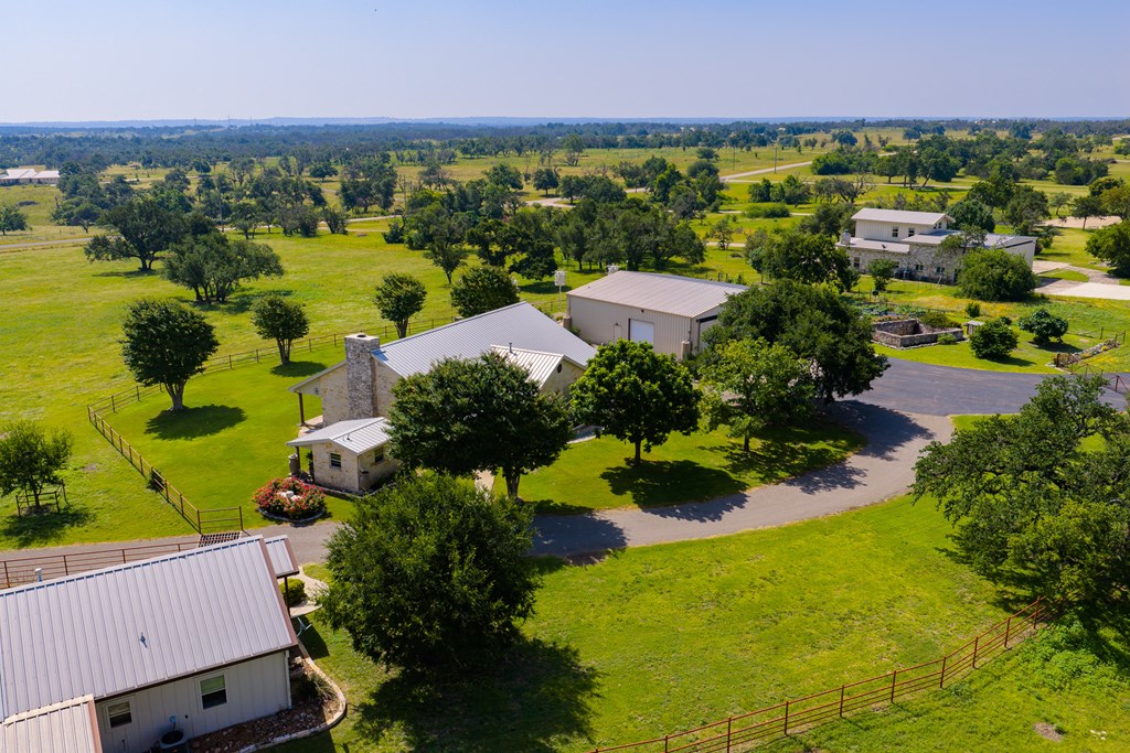 2377 Aviation Loop Fredericksburg, TX 78624 - Photo 74 of 76