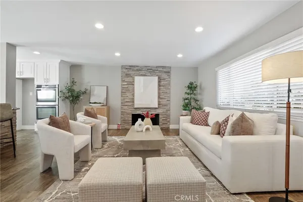 $1,299,000 | 340 East Riverdale Avenue, Orange, CA 92865