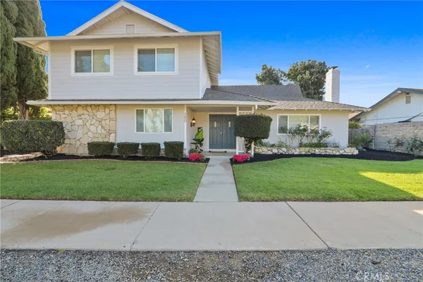$1,250,000 | 340 East Riverdale Avenue, Orange, CA 92865